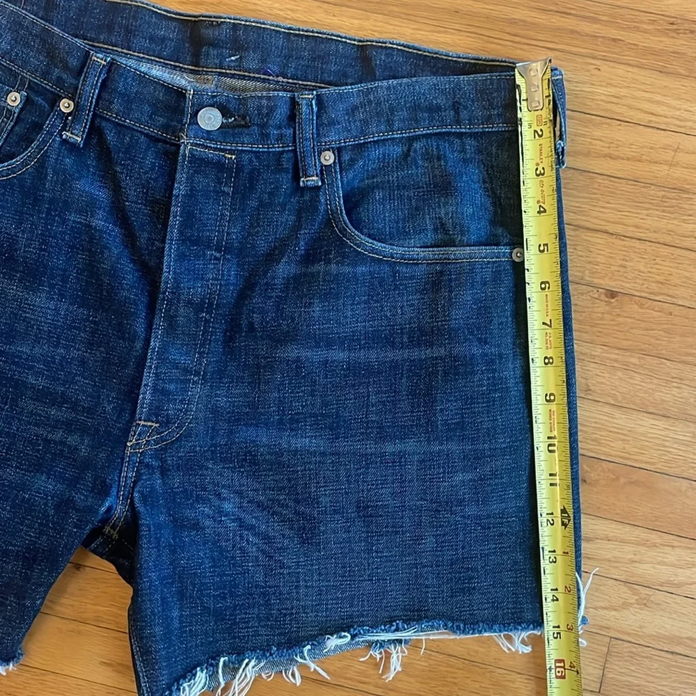 Levi’s 501 Cutoff Jean Denim Shorts Raw Hem